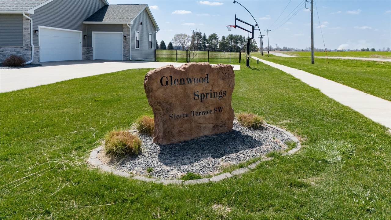 3804 Sierra Ter - Photo 1