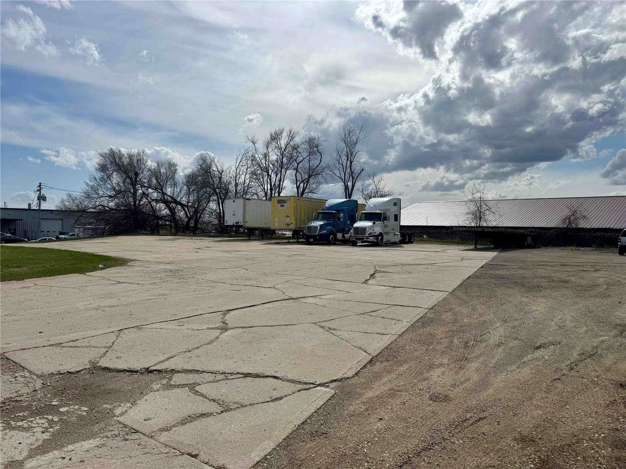 https://bt-photos.global.ssl.fastly.net/cedarrapids/1280_boomver_3_2501969-2.jpg
