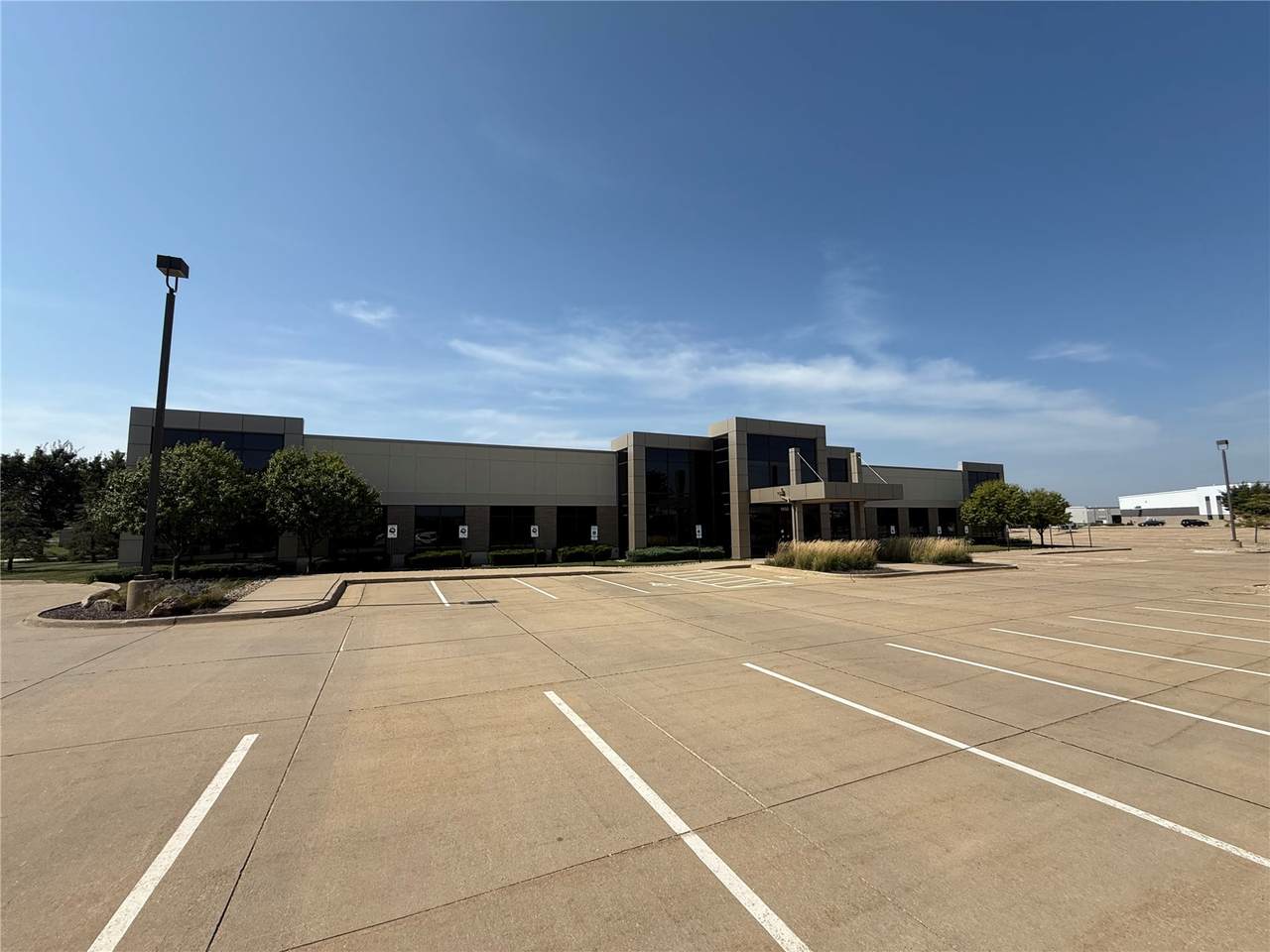 https://bt-photos.global.ssl.fastly.net/cedarrapids/1280_boomver_3_2506694-2.jpg