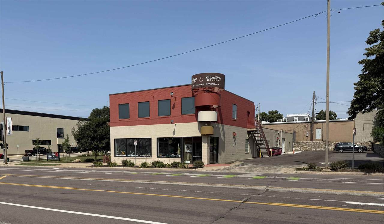 https://bt-photos.global.ssl.fastly.net/cedarrapids/1280_boomver_3_2506828-2.jpg