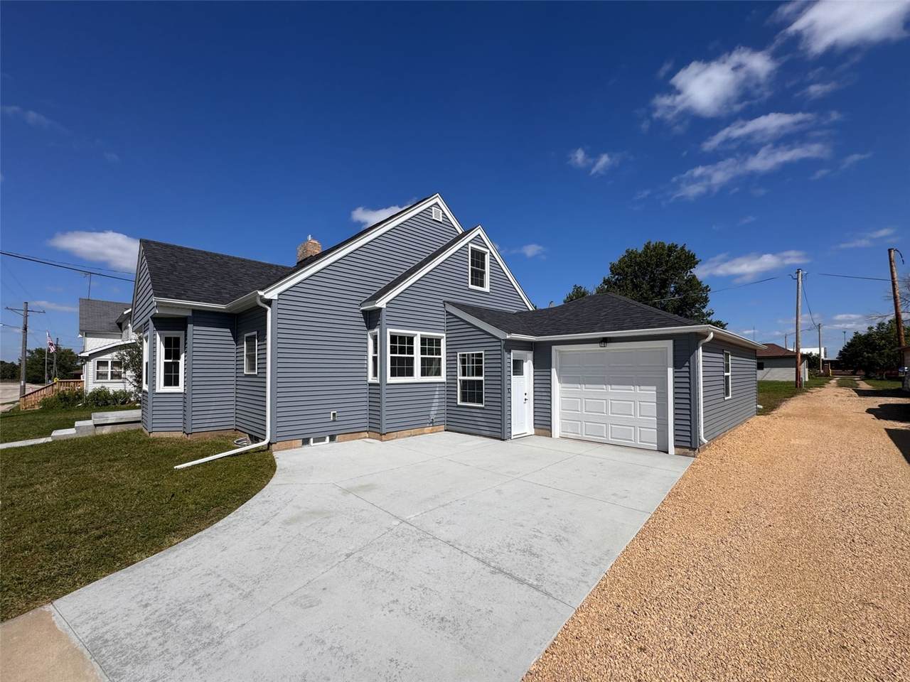 https://bt-photos.global.ssl.fastly.net/cedarrapids/1280_boomver_3_2507541-2.jpg
