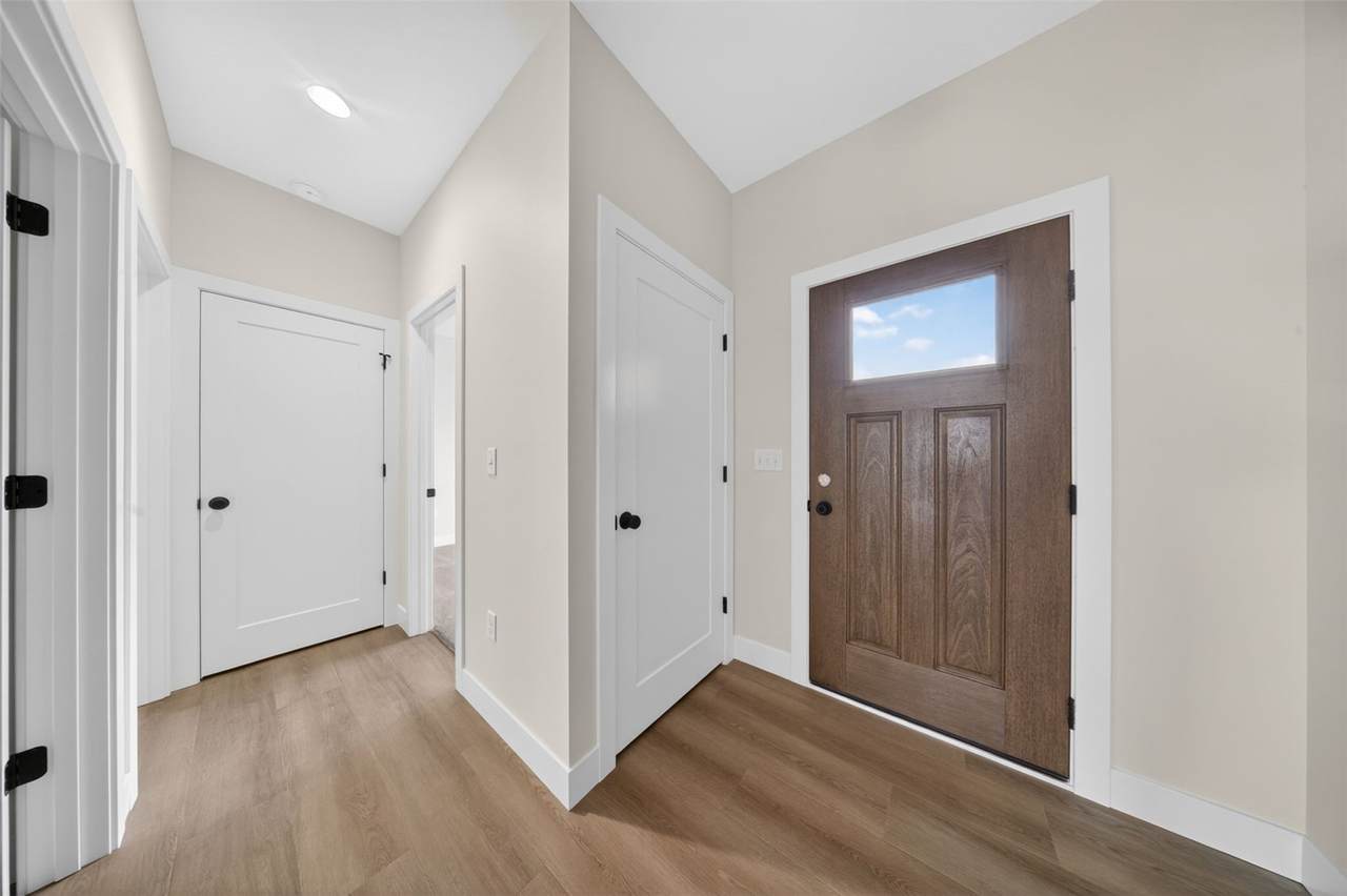https://bt-photos.global.ssl.fastly.net/cedarrapids/1280_boomver_2_2508199-2.jpg