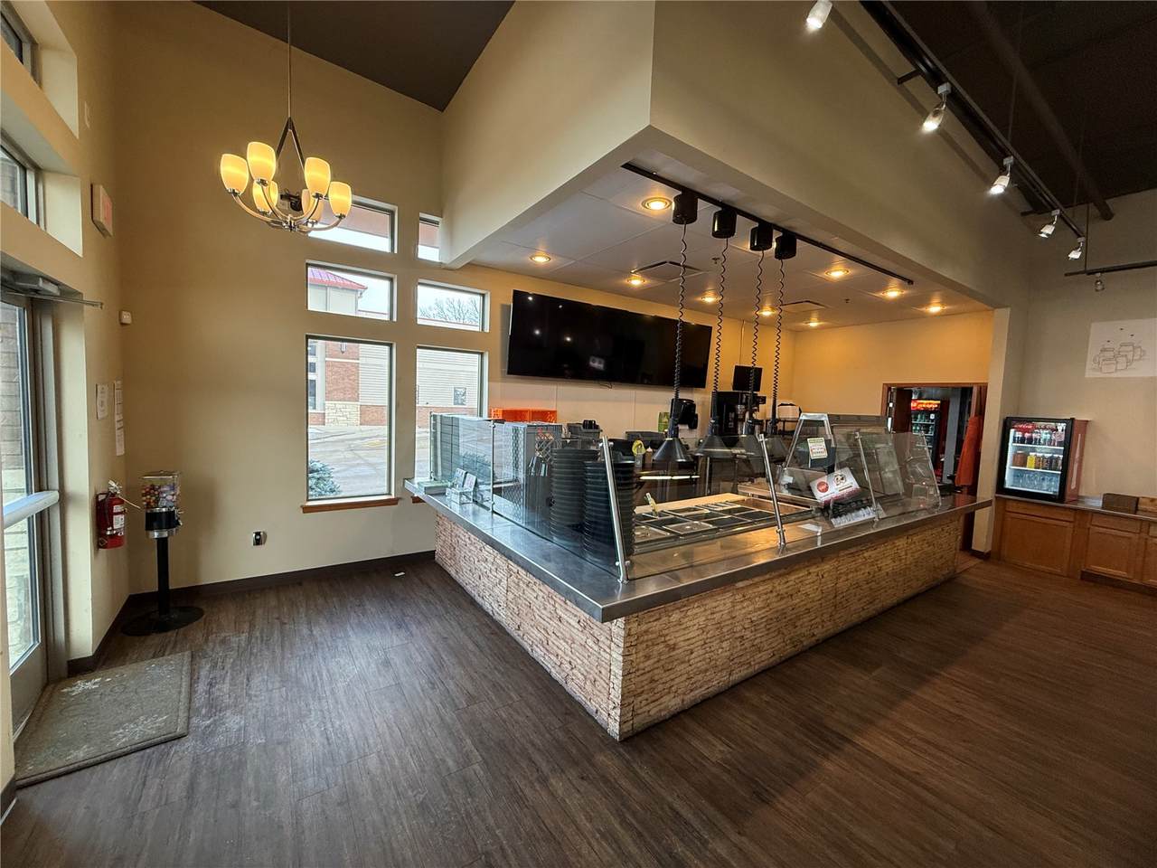 https://bt-photos.global.ssl.fastly.net/cedarrapids/orig_boomver_4_2509781-2.jpg