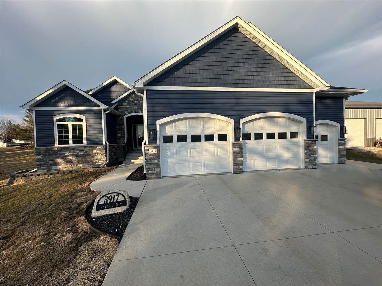 https://bt-photos.global.ssl.fastly.net/cedarrapids/1280_boomver_3_2509820-2.jpg