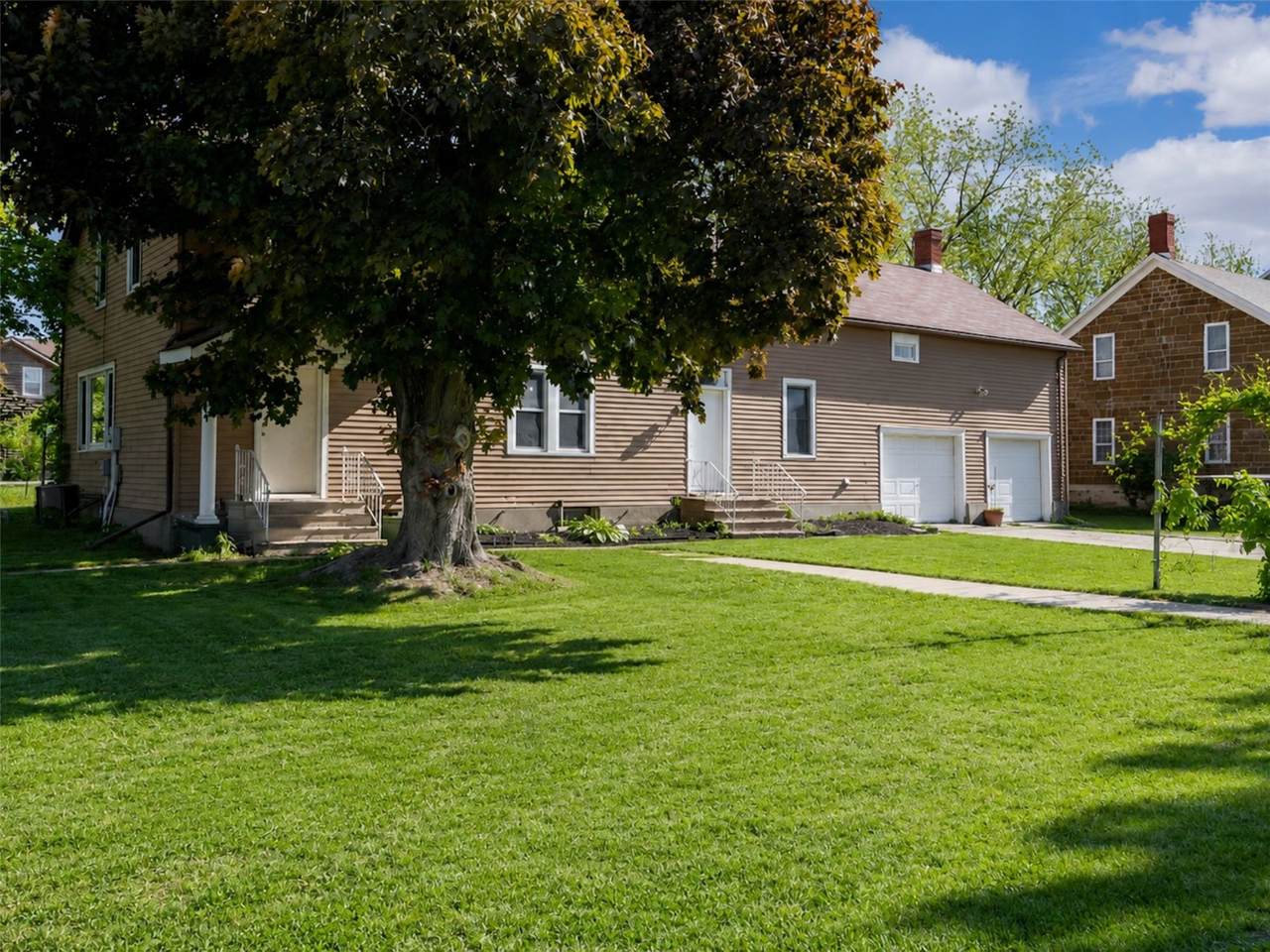 https://bt-photos.global.ssl.fastly.net/cedarrapids/1280_boomver_3_2601110-2.jpg