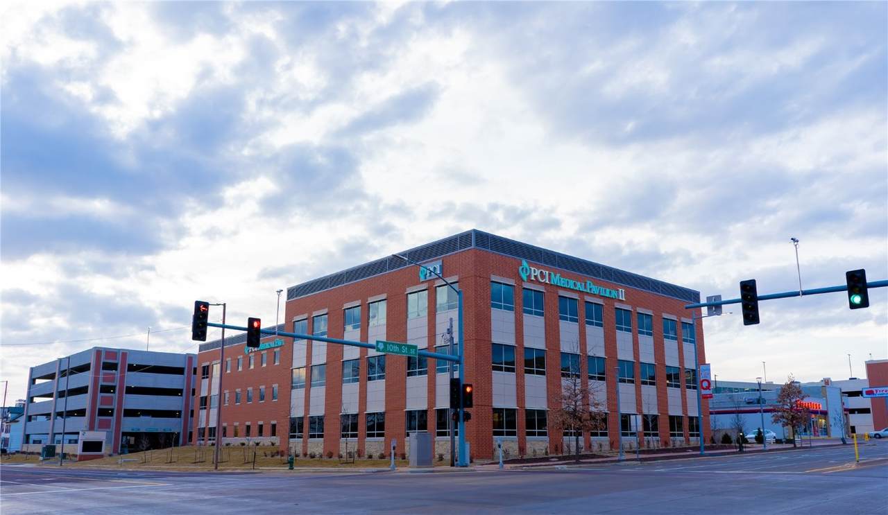 275 10th Street - Photo 1