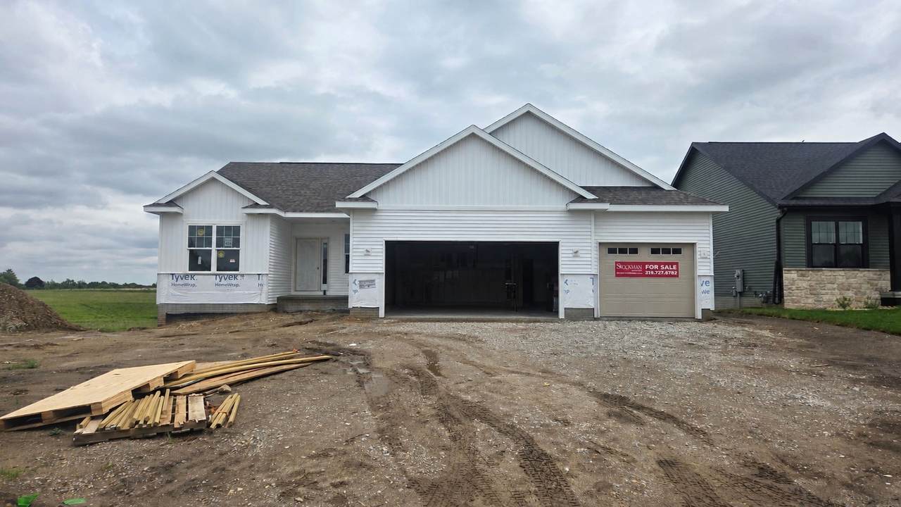 8806 Zeppelin Avenue - Photo 1