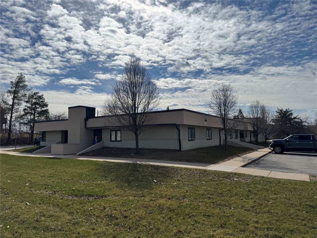 3601 42nd Street - Photo 1