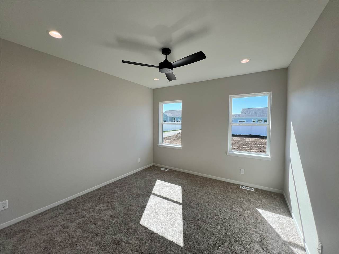 https://bt-photos.global.ssl.fastly.net/cedarrapids/1280_boomver_5_2603281-2.jpg