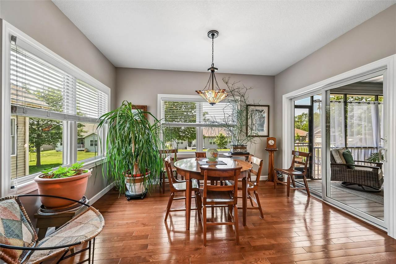 313 13th Avenue - Photo 1