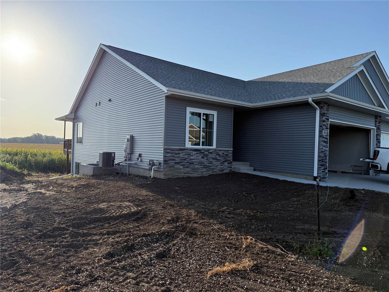100 Kinsey Street - Photo 1