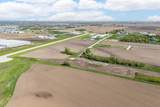 443 Aircom Drive - Photo 3