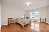 201 Teakwood Lane - Photo 17