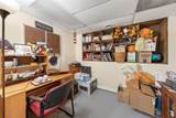230 E Market Street - Photo 35