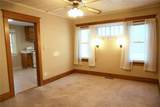 832 Daniels Street - Photo 8