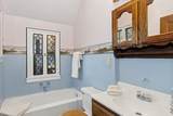 1818 Dubuque St - Photo 35