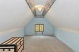 1818 Dubuque St - Photo 36