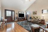 110 Willow Lane - Photo 4
