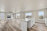 808 Crestview - Photo 15