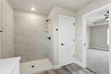 808 Crestview - Photo 18