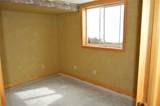 302 Grace Avenue - Photo 35