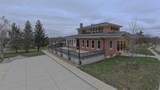 916 9th Street - Photo 1
