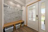 327 Hillview Drive - Photo 3