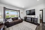 208 Shiloh Vista Avenue - Photo 3