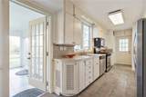 315 Linden Terrace - Photo 8