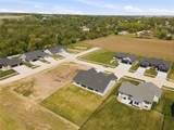 305 Dutch Drive - Photo 20