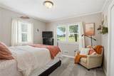 642 38th Street - Photo 10