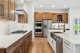 702 Lakeview Court - Photo 8