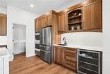 702 Lakeview Court - Photo 9