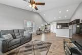 1395 Applewood Drive - Photo 3