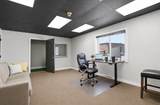 301 Old Dubuque Rd - Photo 3