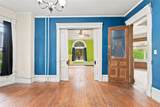 935 College St - Photo 10