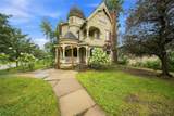 935 College St - Photo 13