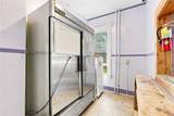 935 College St - Photo 18