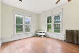 935 College St - Photo 22
