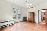 935 College St - Photo 23