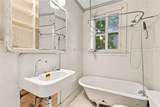 935 College St - Photo 24