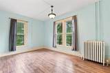935 College St - Photo 32