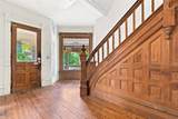 935 College St - Photo 4