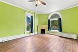935 College St - Photo 6