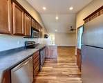 1450 Easton Lane - Photo 8