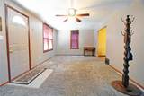 3137 Emerald Avenue - Photo 6