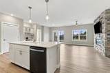 1920 Country Club Dr - Photo 5