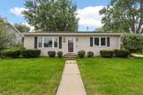 1053 Rainbow Blvd - Photo 1