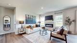 625 Thomas Street - Photo 2