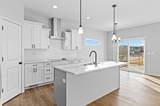 997 Thomas Circle - Photo 8